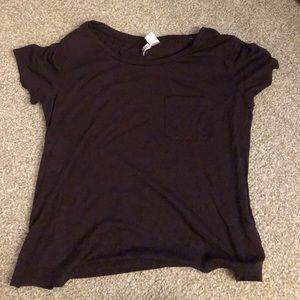 Dark purple tee with pocket